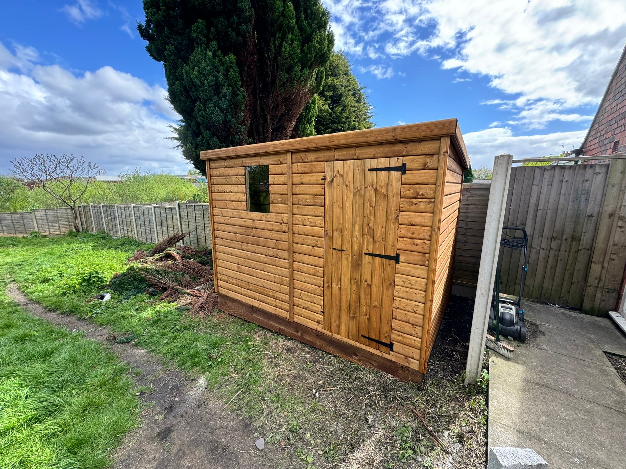10ft x 8ft 19mm Log Roll Pent Shed